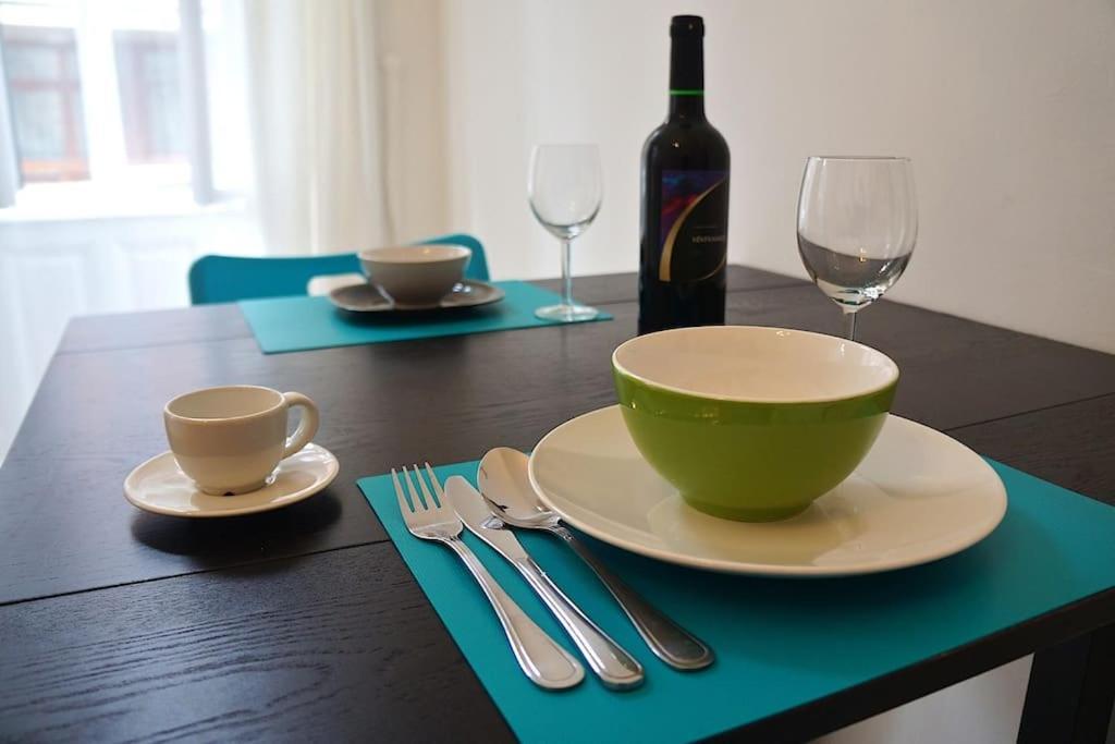 Bright And Cozy - City Center Apt Budapest Extérieur photo